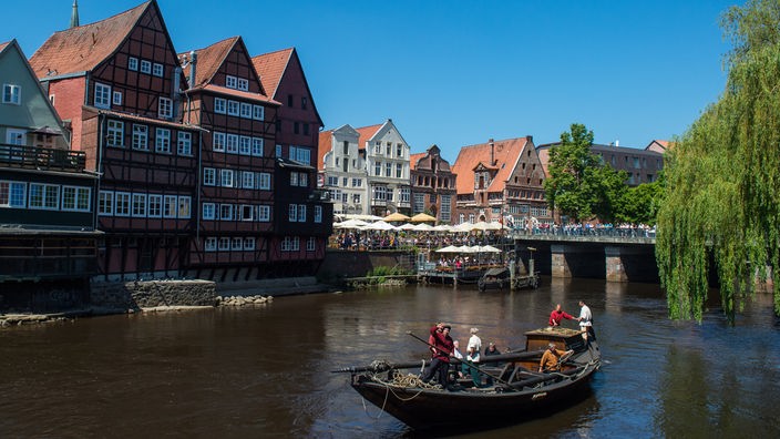 Ein historischer Salzkahn in Lüneburg