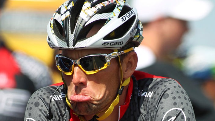 Lance Armstrong im Sportdress.