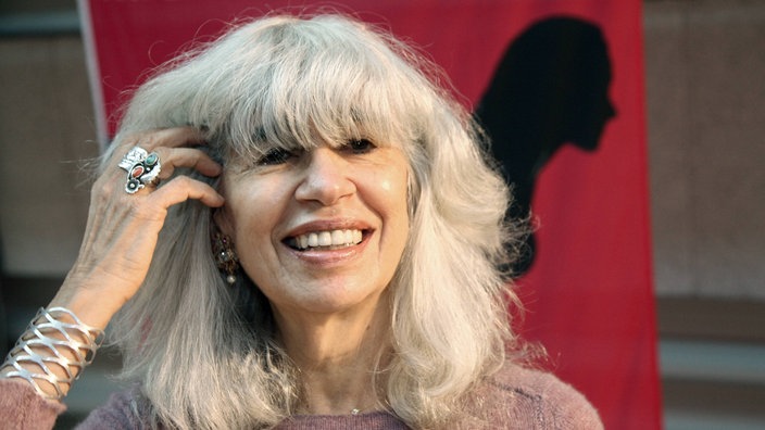 Porträtfoto von Eleanor Bergstein. | Bildquelle: imago Porträtfoto von Eleanor Bergstein.