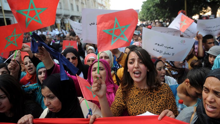 Frauen demonstrieren in Marokko am Internationalen Frauentag für ihre Rechte