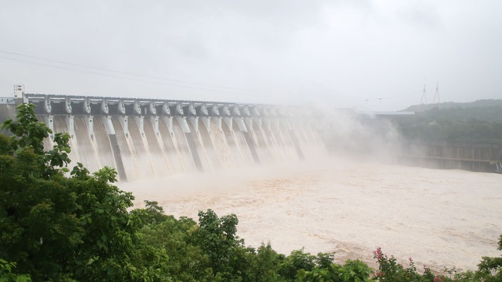 Sardar-Sarovar-Damm | Bildquelle: AFP/GUJARAT INFORMATION DEPARTMENT Sardar-Sarovar-Damm
