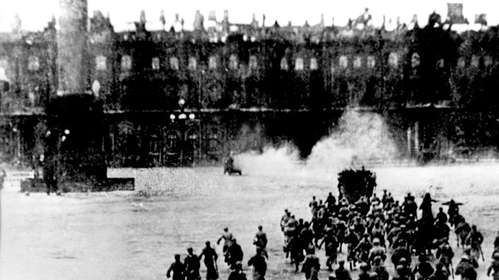 Sturm auf das Winterpalais in St. Petersburg am 7. November 1917