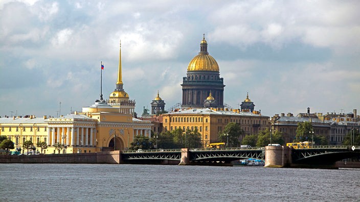 Skyline von St. Petersburg