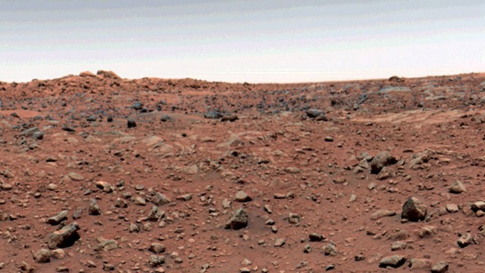 Farbaufnahme der Marsoberfläche aufgenommen von Viking 1