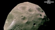 Der Marsmond Phobos.
