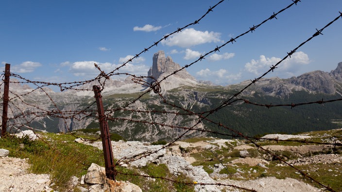 Krieg in den Dolomiten - Monte Piana | Bildquelle: ddp Krieg in den Dolomiten - Monte Piana