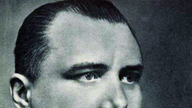 Schwarzweißes Porträtfoto von Martin Bormann, dem Sekretär von Adolf Hitler.