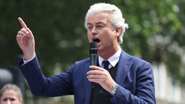 Geert Wilders bei einer Rede | Bildquelle: AFP/Daniel Leal-Olivas Geert Wilders bei einer Rede