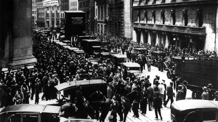 Börsianer vor der Wallstreet 1929.