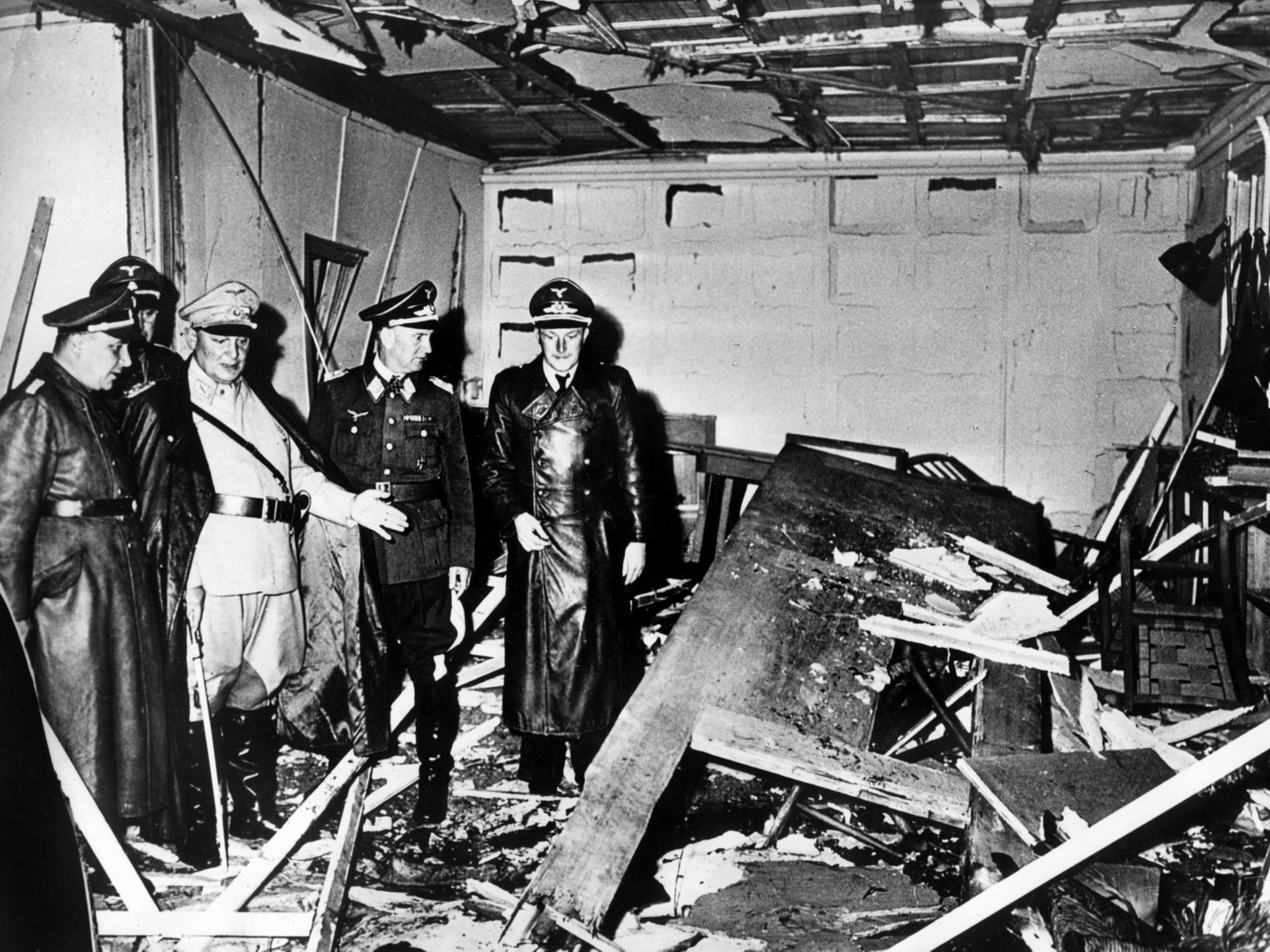 Nationalsozialismus: 20. Juli 1944 – Attentat auf Hitler -  Nationalsozialismus - Geschichte - Planet Wissen