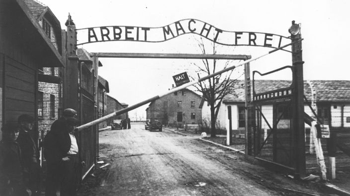 Eingangstor zum Konzentrationslager Auschwitz.