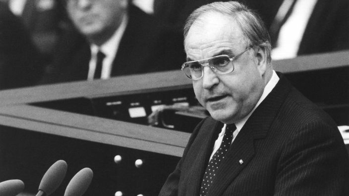 Helmut Kohl 1983 im Bundestag.