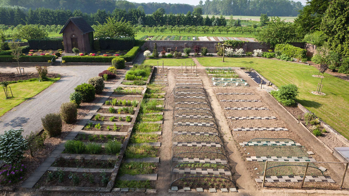 Klostergarten der Abtei Mariendonk | Bildquelle: WDR/Frank Rogner Klostergarten der Abtei Mariendonk