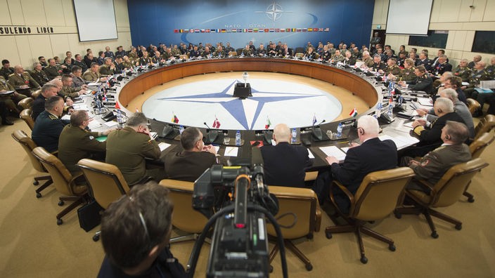 Blick in den Sitzungssaal bei einer Tagung des Nato-Militärausschuss am 18.01.2018
