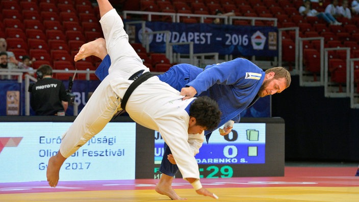 Zwei Männer beim Judo