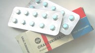 Oral-Turinabol - DDR-Anabolikum, Pillen und Packung.