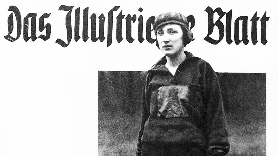 Das Titelbild der Zeitung "Das Illustrierte Blatt" vom 27.03.1930 zeigt die Fußballerin Lotte Specht
