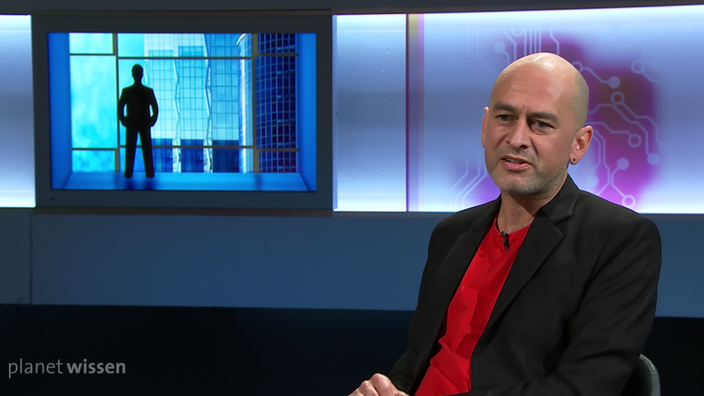Sandro Mattioli zu Gast im Planet Wissen Studio. | Bildquelle: SWR Freeze Sandro Mattioli zu Gast im Planet Wissen Studio.