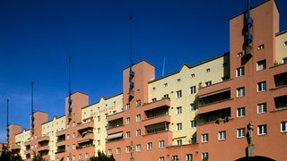Teilansicht des Karl-Marx-Hofs des Architekten Hubert Gessner