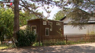 Screenshot aus dem Film "Mit den Kindern ins Tiny House"
