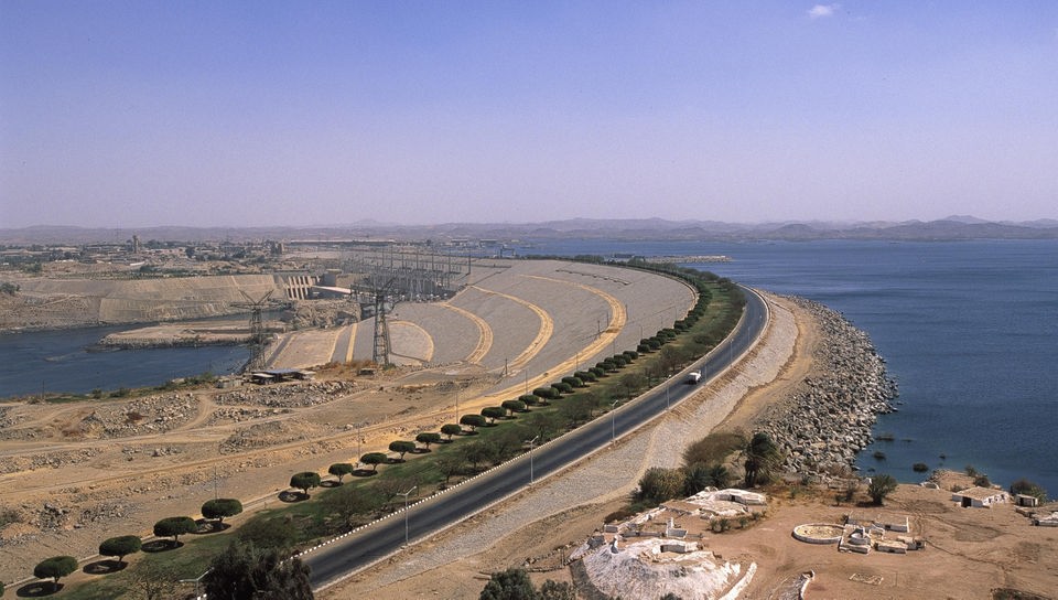 Blick auf den Assuan-Staudamm