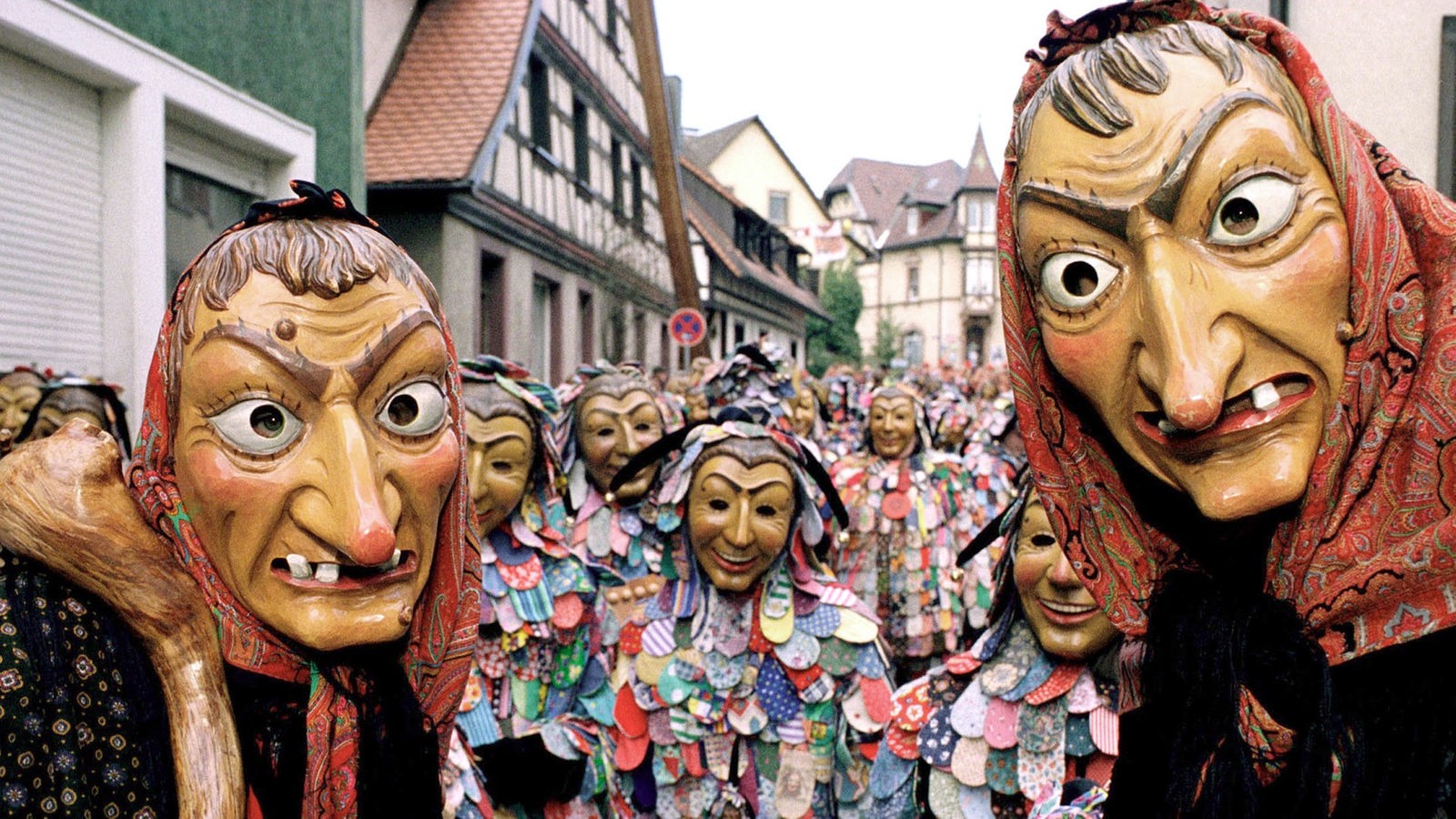 Fastnacht. Карнавал в Базеле. Базельский карнавал Швейцария. Фастнахт в Лихтенштейне. Basel город карнавалов в Германии.
