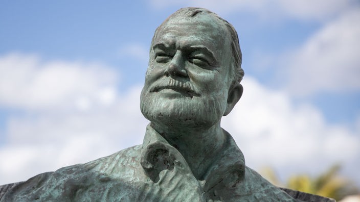 Denkmal für den Dichter und Schriftsteller Ernest Hemingway auf Kuba