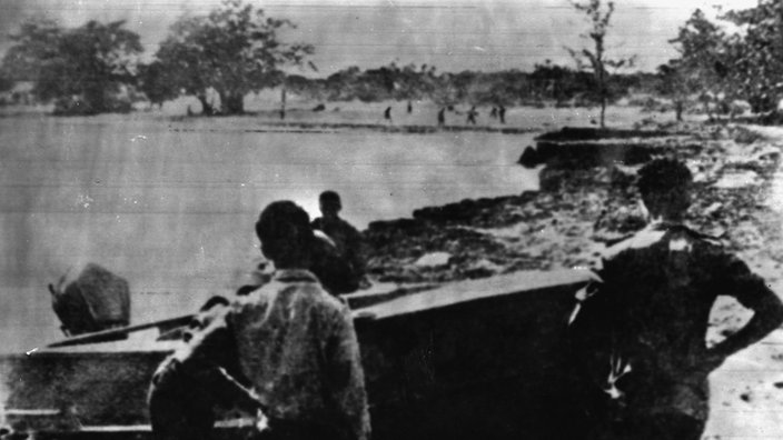 Archivfoto: Soldaten in der Schweinebucht (1961) | Bildquelle: akg Archivfoto: Soldaten in der Schweinebucht (1961)