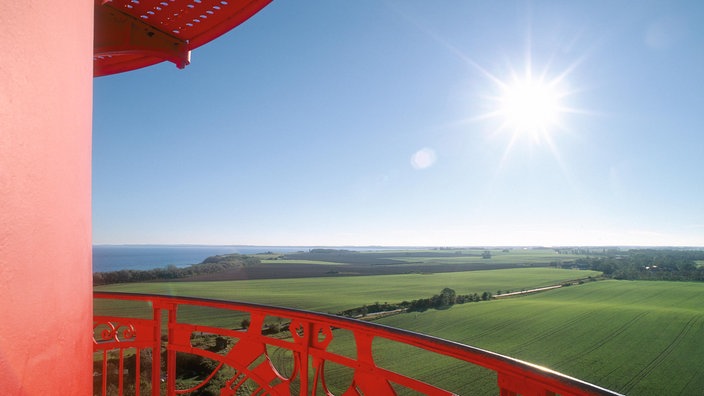 Insel und Meer vom Leuchtturm am Kap Arkona fotografiert. | Bildquelle: WDR/MEV Insel und Meer vom Leuchtturm am Kap Arkona fotografiert.