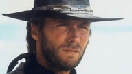 Porträt von Clint Eastwood mit Dreitagebart und Cowboyhut