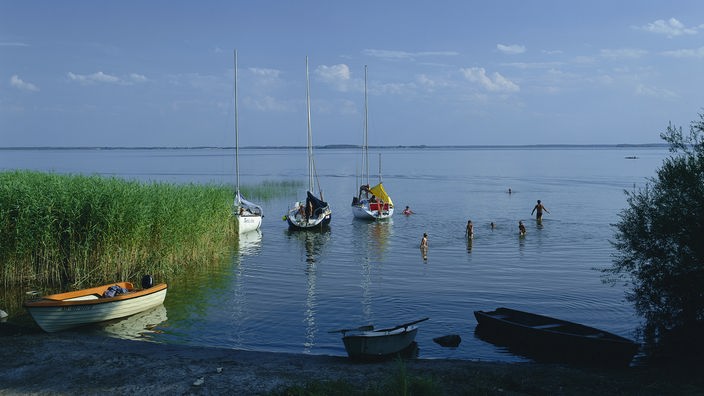 Spirding-See mit Booten, Masuren, Polen