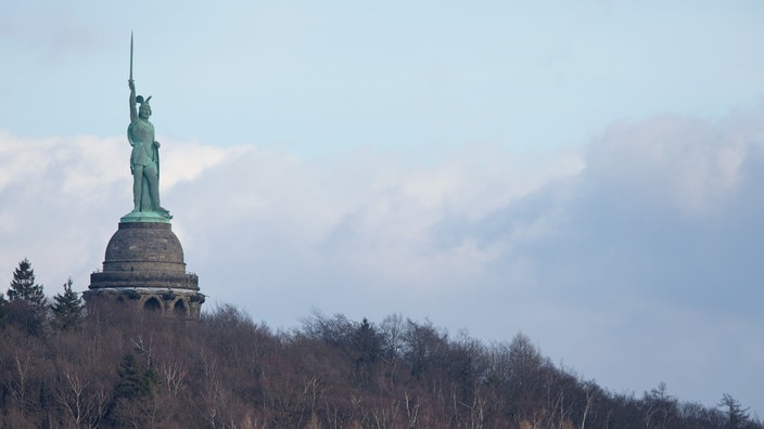 Hermannsdenkmal | Bildquelle: dpa/Friso Gentsch Hermannsdenkmal