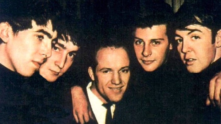 Der junge Horst Fascher mit den Beatles, Anfang der 60er Jahre. | Bildquelle: Fascher/Wieland Der junge Horst Fascher mit den Beatles, Anfang der 60er Jahre.