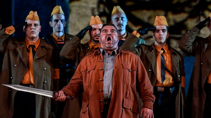 Der griechische Bariton Dimitris Platanias singt in Verdis Oper "Nabucco"