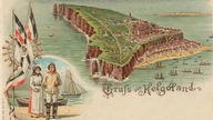 Alte Bildpostkarte: Ansicht der Insel Helgoland von oben und zwei Menschen in Helgoländer Tracht