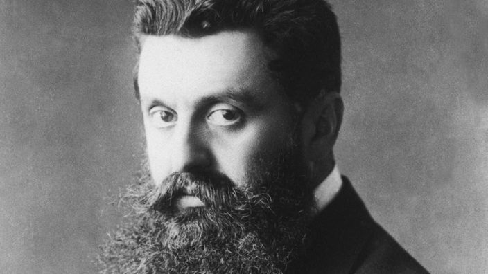 Porträtfoto von Theodor Herzl mit einem langen Vollbart