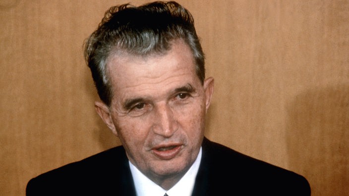 Ein Portrait des ehemaligen rumänischen Staats- und Parteichefs Nicolae Ceaușescu
