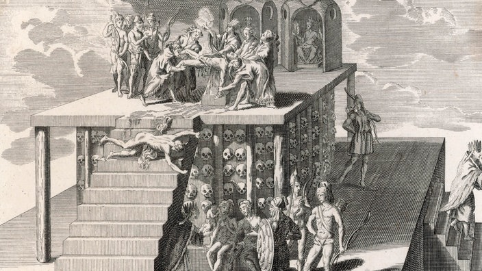 Eine Zeichnung zeigt einen Priester auf einem Tempel, der Menschen opfert