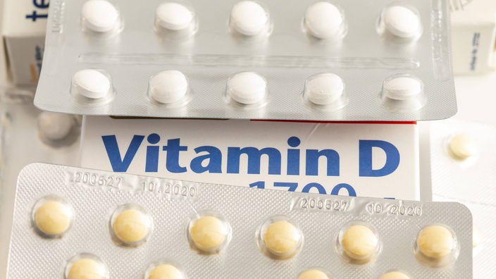 Tabelttenblister und der Schriftzug "Vitamin D"