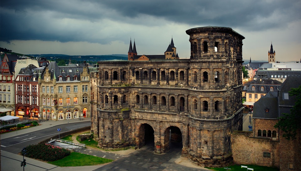 Die Porta Nigra – Triers Wahrzeichen aus römischer Zeit