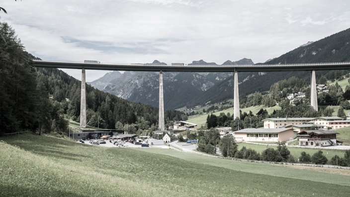 Aktuelle Aufnahme Steinach | Bildquelle: SWR Aktuelle Aufnahme Steinach