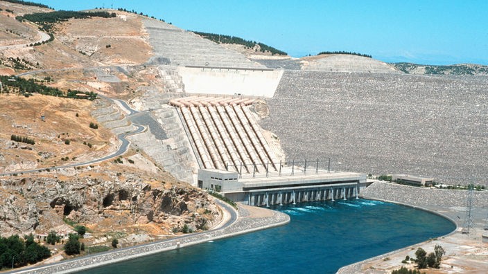 Atatürk-Staudamm in der Türkei.