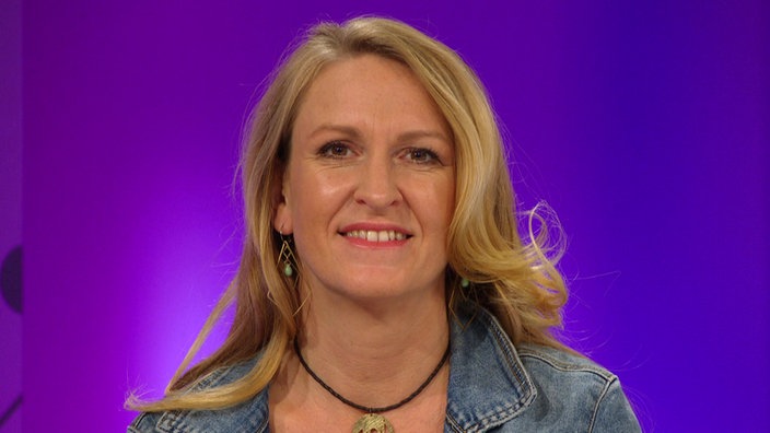 Porträtfoto von Lydia Möcklinghoff | Bildquelle: WDR Porträtfoto von Lydia Möcklinghoff