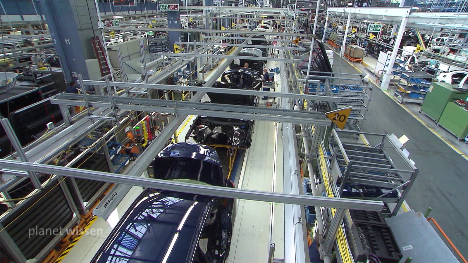 Fertigungsstraße in der Autoproduktion