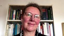Porträt der Medizinhistorikerin Dr. Marion Maria Ruisinger.