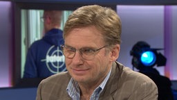 Portraitaufnahme von Niki Stein.