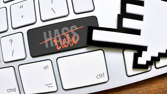 Computertaste mit der Aufschrift Hass, überschrieben mit dem Wort Liebe | Bildquelle: WDR / picture alliance Computertaste mit der Aufschrift Hass, überschrieben mit dem Wort Liebe