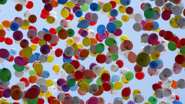 Viele bunte Luftballons