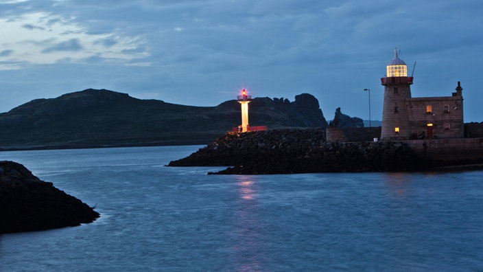 Leuchtturm bei Nacht | Bildquelle: WDR/MEV Leuchtturm bei Nacht