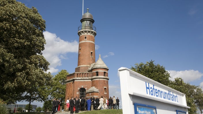 Der Leuchtturm in Kiel ist aus Stein gebaut